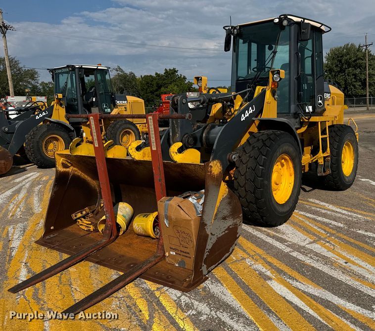 2006 John Deere 444J wheel loader - DV2791
