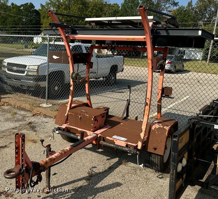 National Signal arrow board trailer - EE7598