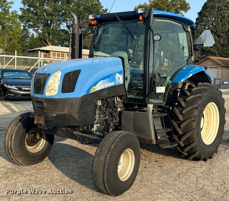 2009 New Holland T6020 tractor - EE7632