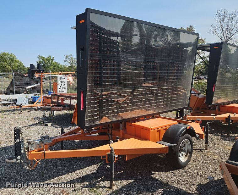 2013 Ver-Mac PCMS1210 message board trailer - EI8333