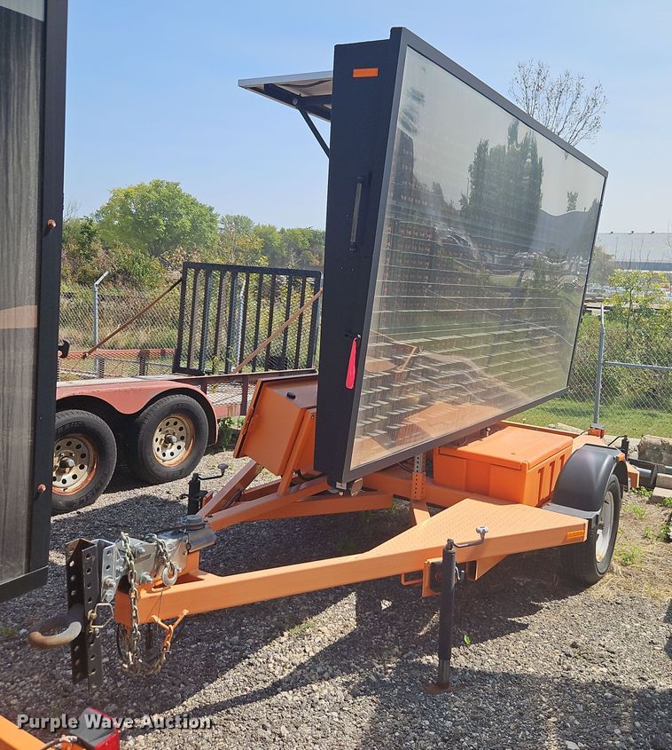 2013 Ver-Mac PCMS1210 message board trailer - EI8334