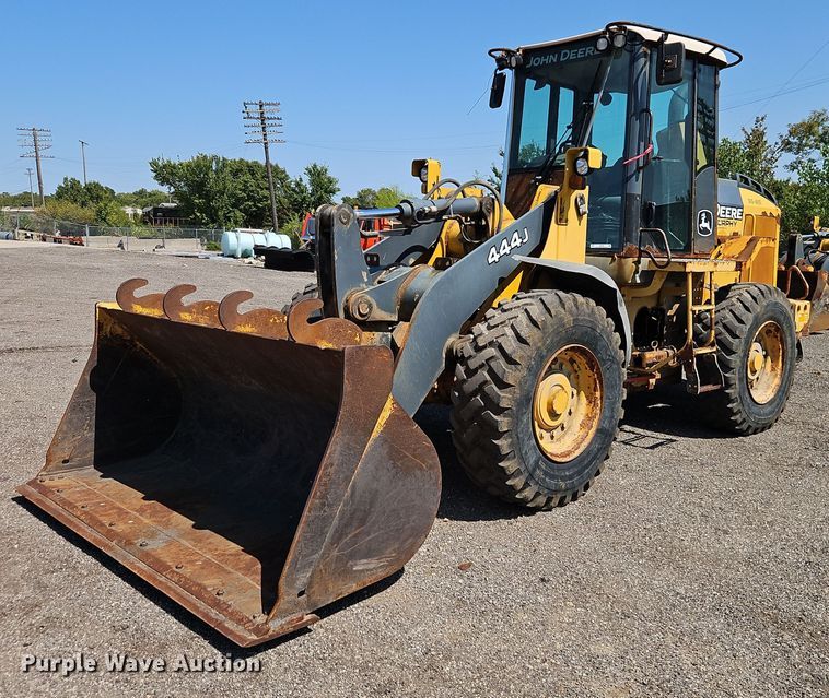 2007 John Deere 444J wheel loader - EI8346