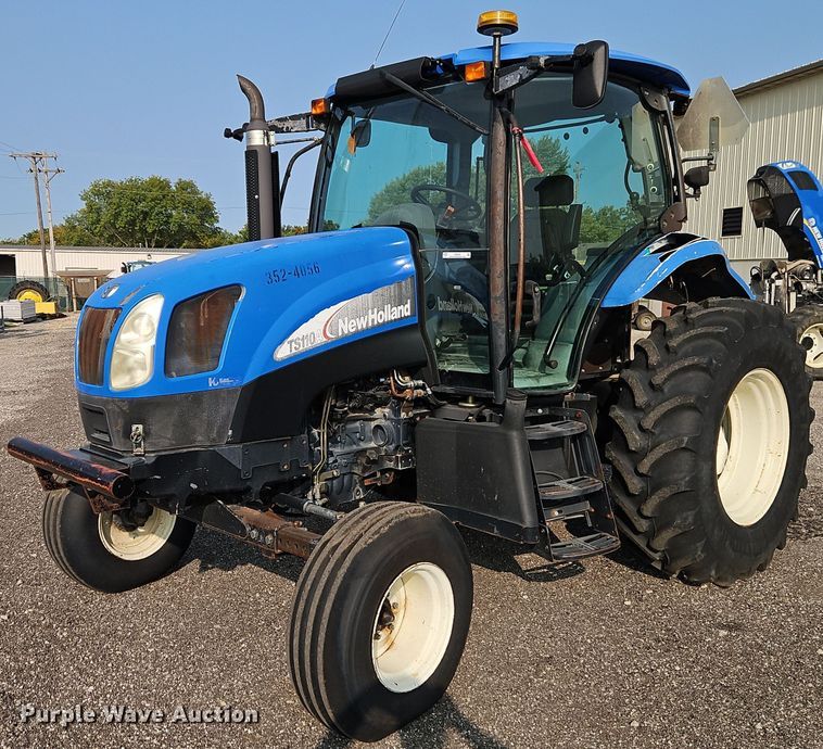 2006 New Holland TS110A tractor - EI8352