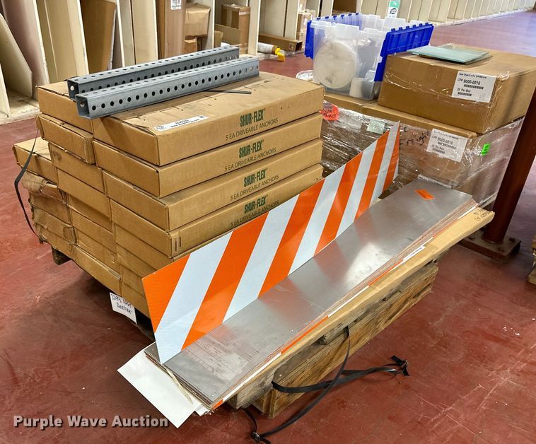 Barricade signs - NJ9322
