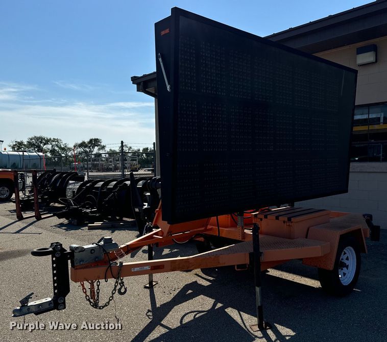 2008 Ver-Mac PCMS-1210 message board trailer - NJ9329