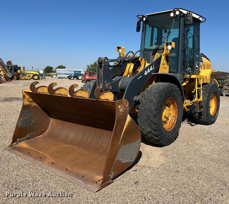 2006 John Deere 444J wheel loader - OM9704