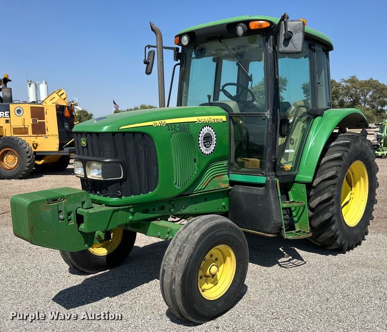 2006 John Deere 6415 tractor - OM9713