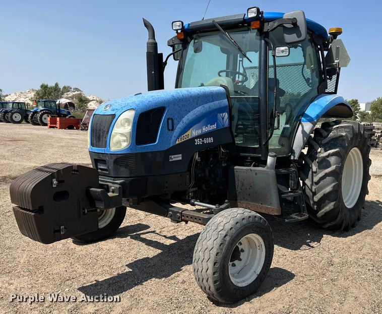 2009 New Holland T6020 tractor - OM9715
