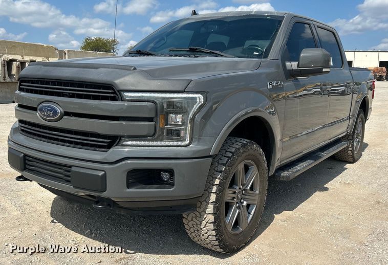 2020 Ford F150 Lariat SuperCrew pickup truck - DO7541