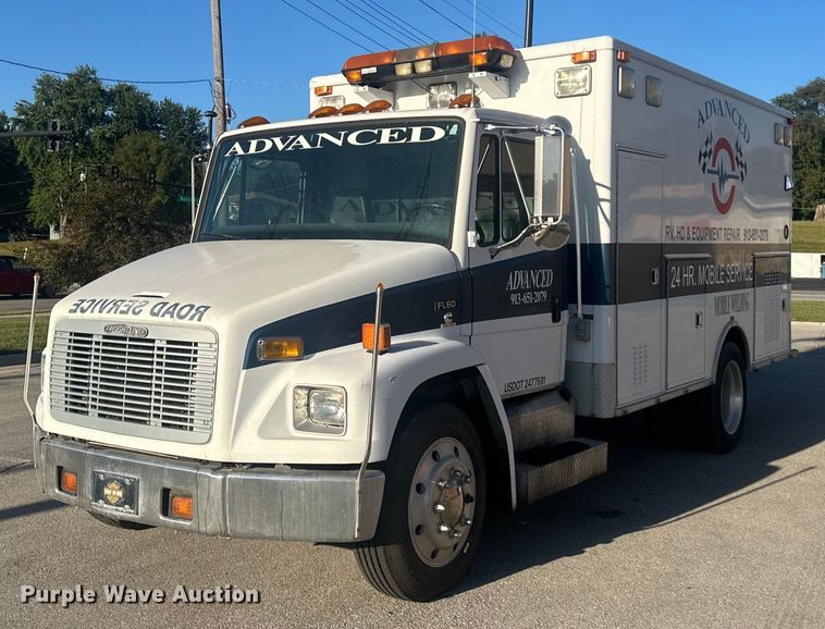 1994 Freightliner  Cascadia ambulance - DR2706