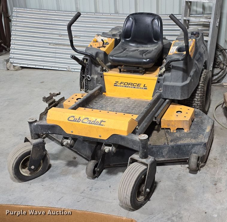 2014 Cub Cadet Z Force 60 ZTR lawn mower - DS4876