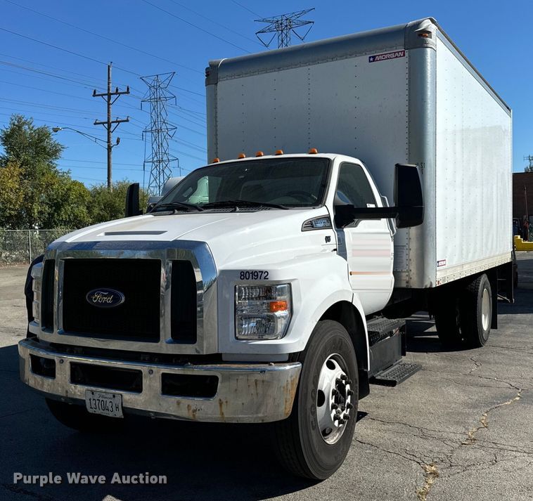 2018 Ford F650 Super Duty  box truck - DT2023
