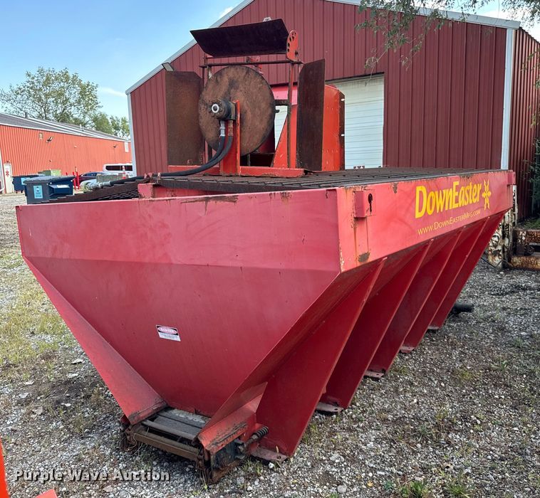 Down Easter  spreader  - DV5991