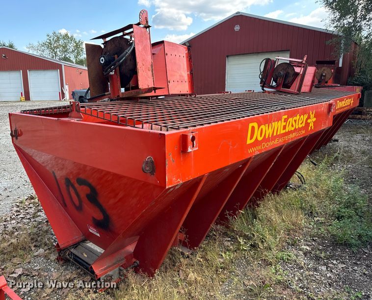 Down Easter  spreader  - DV5993