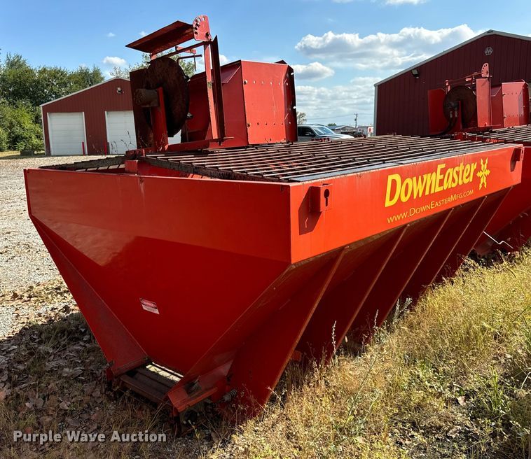 Down Easter  spreader  - DV5995