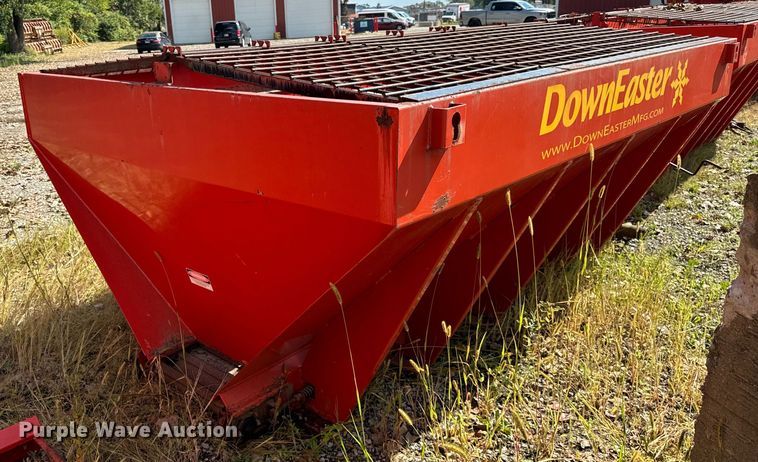 Down Easter  spreader  - DV5999