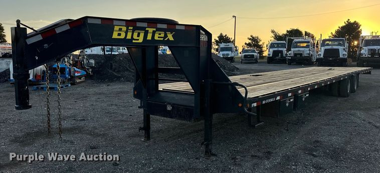 2015 Big Tex 22GN-40BK equipment trailer - EG1068