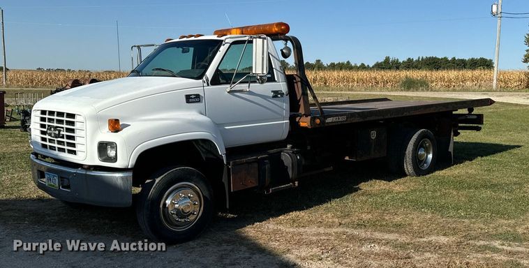 2000 Chevrolet C6500 rollback truck - EG6766
