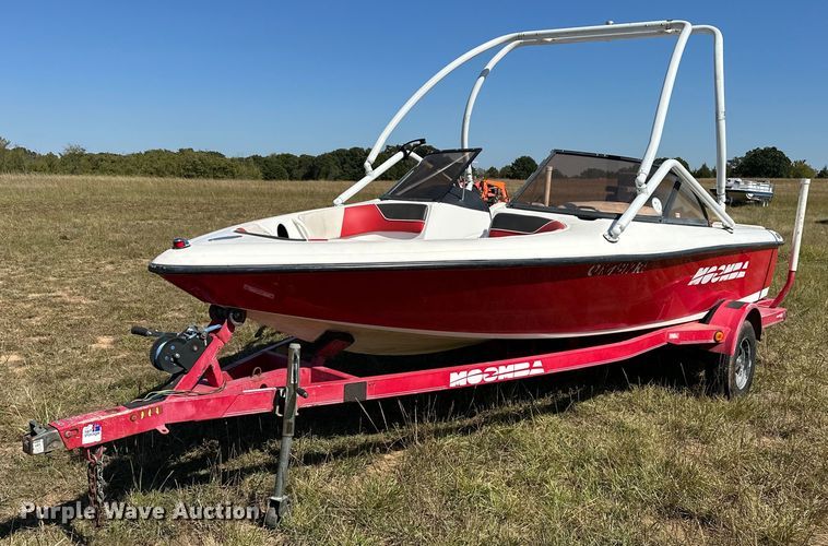 2001 Moomba  Outback  boat - EJ4872