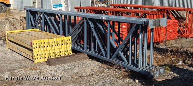 T-Bolt  pallet racking  - EQ3525