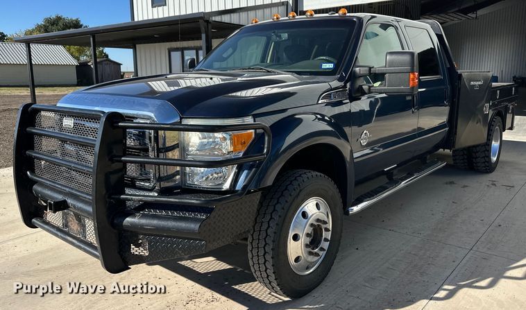 2015 Ford F450 Super Duty Lariat Crew Cab flatbed truck - ER8018
