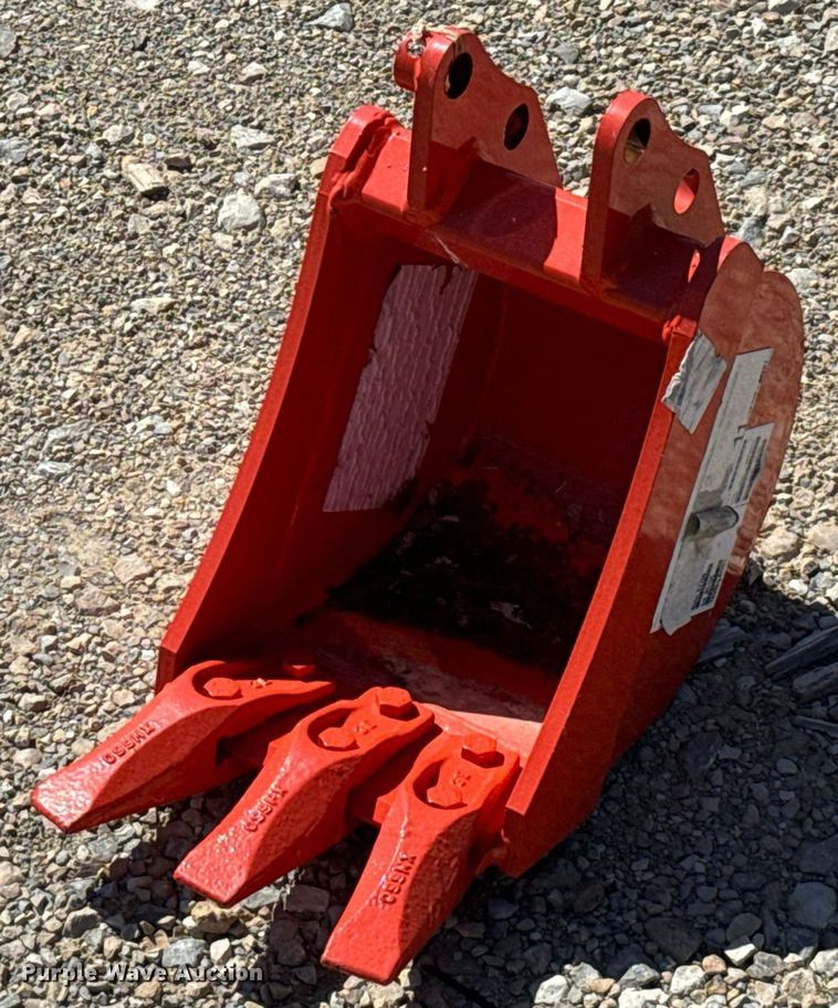 Kubota  K7760 excavator bucket - IE9143