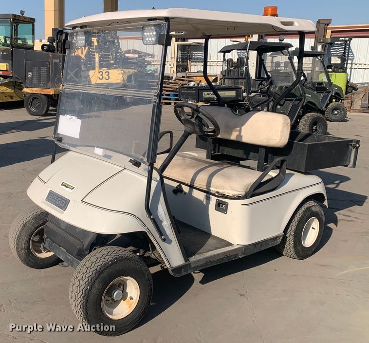 EZGO TXT golf cart - JT9696