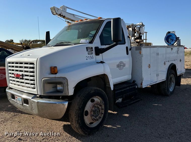 2005 GMC C6500 utility / service truck - DD3300