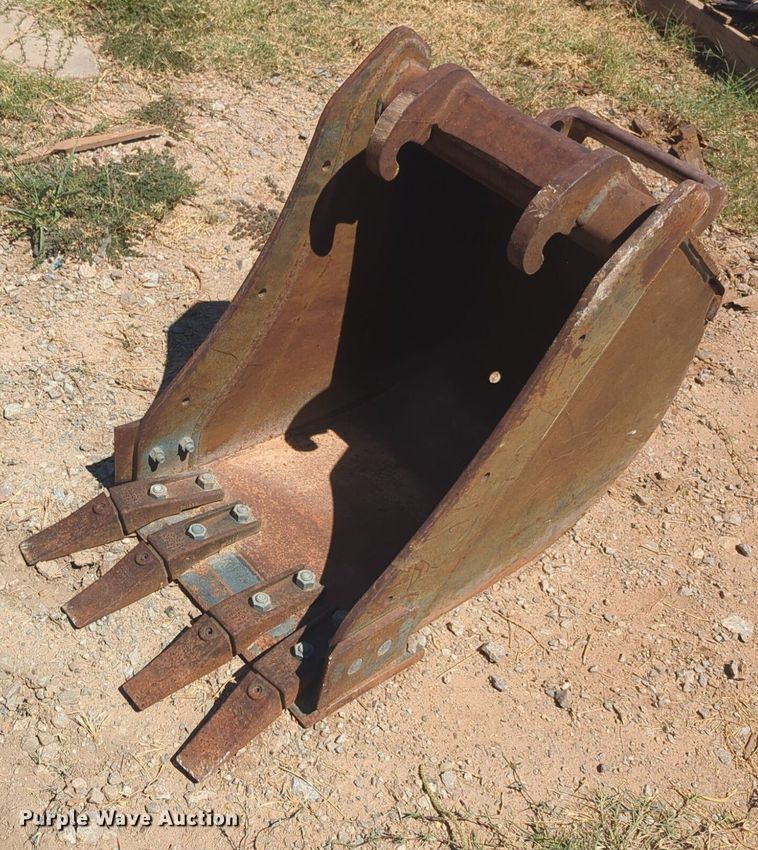 Bobcat excavator bucket - DL1075