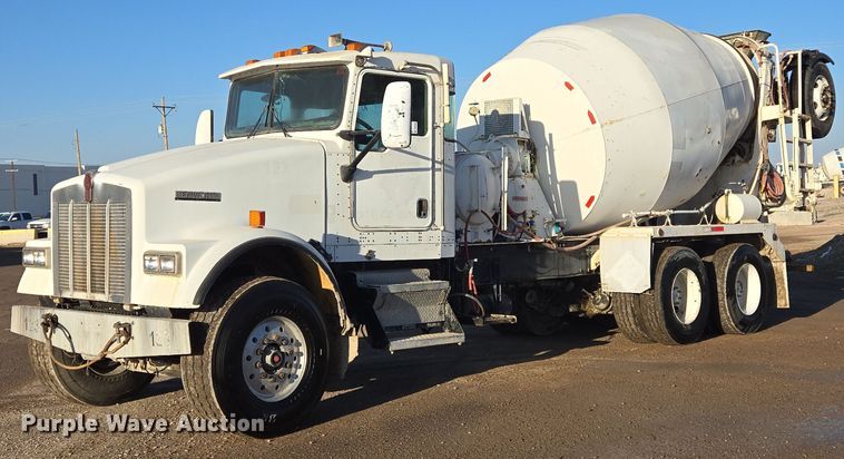 2006 Kenworth W900 ready mix truck - DO2505
