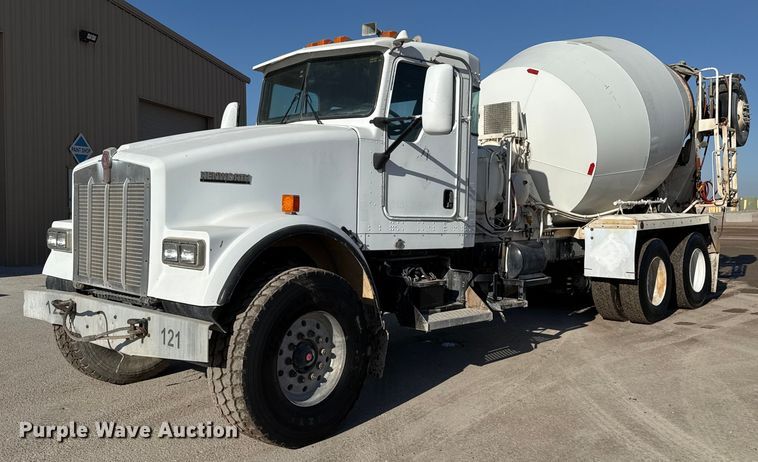 2006 Kenworth W900 ready mix truck - DO2506