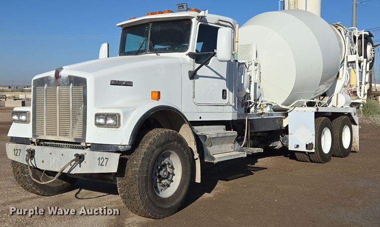 2006 Kenworth W900 ready mix truck - DO2507