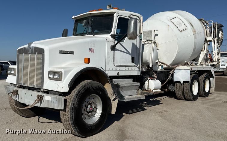 2006 Kenworth W900 ready mix truck - DO2508