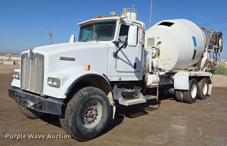 2006 Kenworth W900 ready mix truck - DO2513