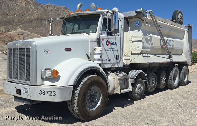 2007 Peterbilt 357 dump truck - DO2537