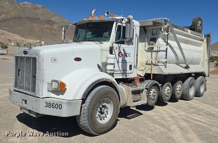 2007 Peterbilt 357 dump truck - DO2543