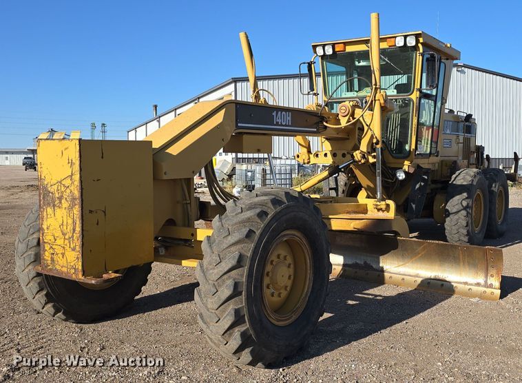 2000 Caterpillar 140 VHP motor grader - DO5464
