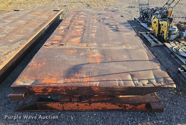 20' L x 91" H trench box - DO5475