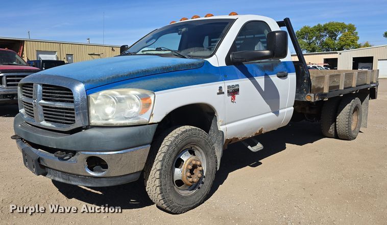 2008 Dodge  Ram 3500HD flatbed pickup truck - DO5548