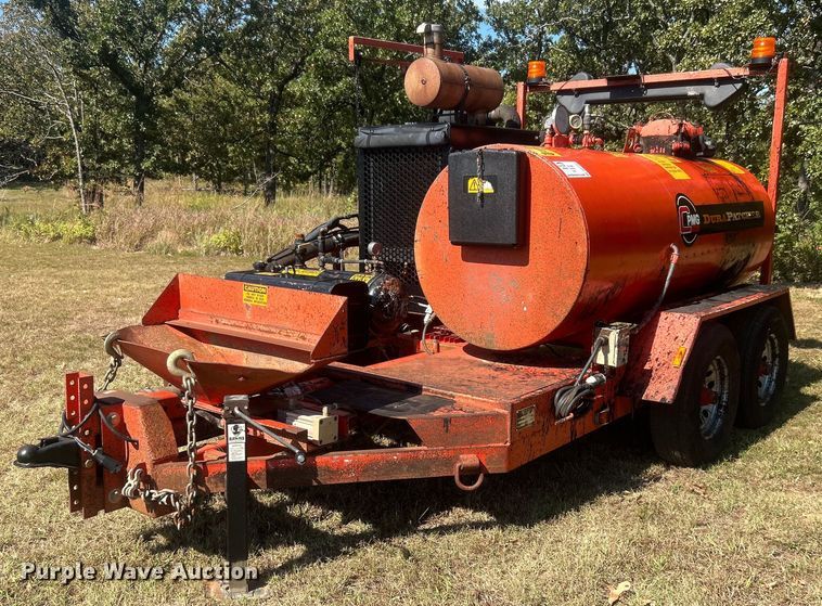 2017 DuraCo DuraPatcher P2 spray injection pothole patcher - DO7553