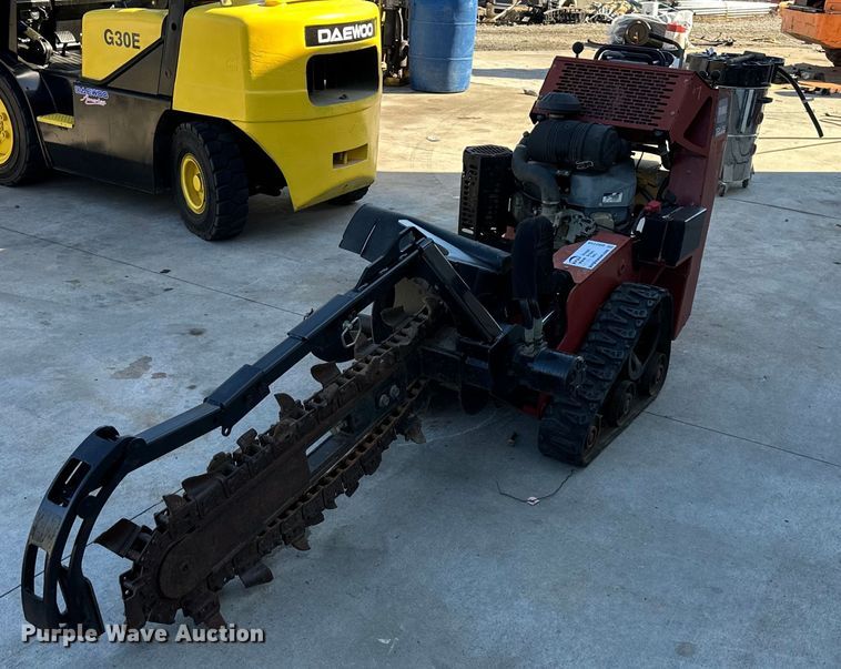 Toro TRX26 trencher - DR2716