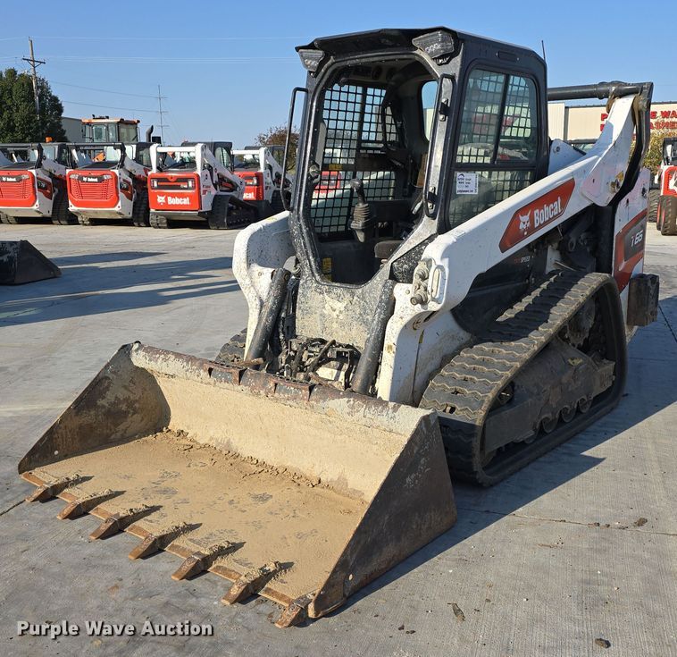 2021 Bobcat T66 tracked skid steer loader - DW3785