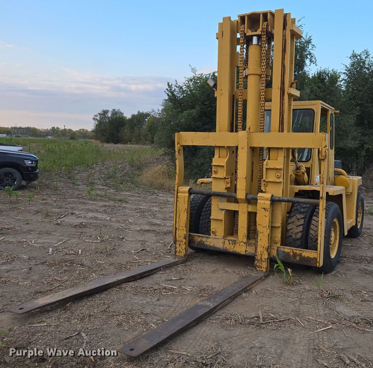 Clark C500-YS200 forklift - EE7813