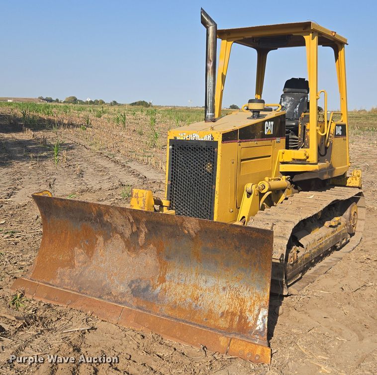 1998 Caterpillar  D4C dozer - EE7816