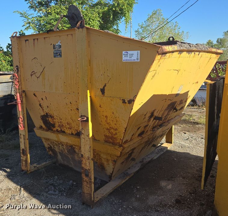 Paver hopper insert - EE8531