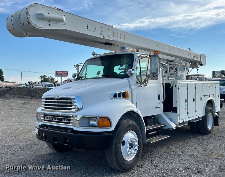 2007 Sterling Acterra bucket truck - EG1063