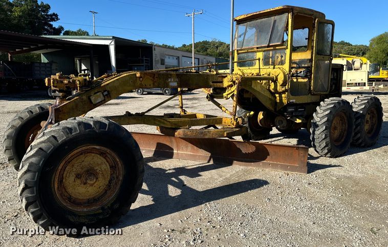 Caterpillar  rigid frame motor grader - EH7071