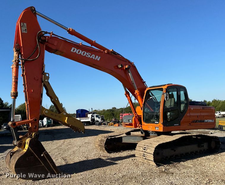 2008 Doosan DX255LC excavator - EH7075