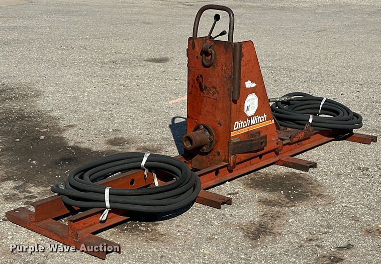 Ditch Witch  140LA earth auger - EJ4906
