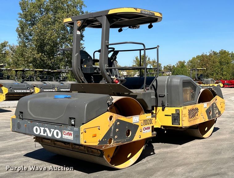 2017 Volvo DD120C double drum vibratory roller - EK3444